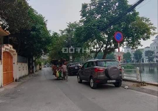 Chính chủ bán mảnh đất phố Thượng Thanh - Long Biên, DT 52m2 giá nhỉnh 2tỷ. Ngõ thông ô tô đỗ cửa