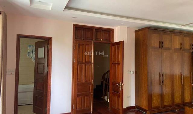 Cho thuê nhà riêng mới xây 4 tầng phố Ái Mộ, Bồ Đề, Long Biên 40m2/sàn. Giá: 12 triệu/tháng