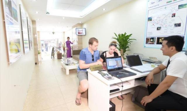 Khách sạn mặt phố Hàng Bông - Vị trí cực hiếm - Đang kinh doanh rất tốt