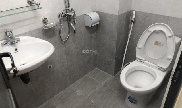 Bán căn nhà 4 tầng đường to đẹp, 1.3 tỷ, 37m2, mặt tiền 4m, gần trạm bơm Yên Nghĩa