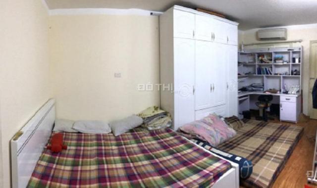 Cần bán căn hộ đẹp nhất Vĩnh Hồ 65m2, 2 ngủ full nội thất, tầng 2 về ở ngay