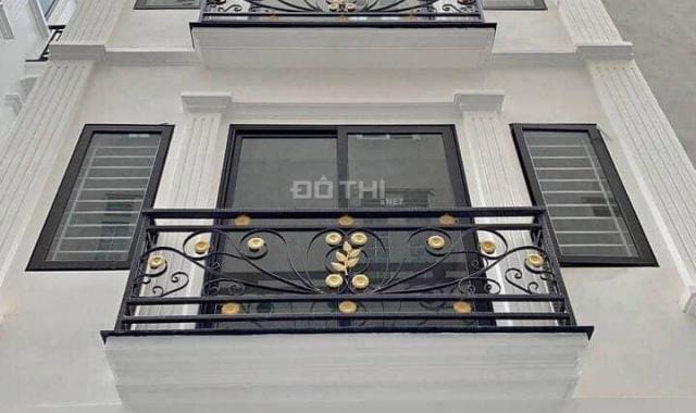 Bán nhà phố Lê Hồng Phong - Hà Đông, DT 35m2, 5 tầng, MT 3,8m, ô tô vào nhà. Giá 4,15 tỷ