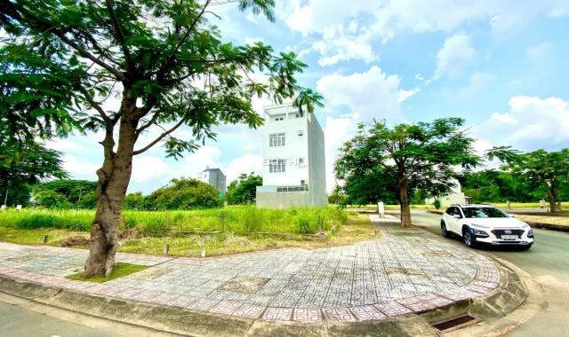 Lô đất mặt tiền kinh doanh 30m KDC Topia Garden Khang Điền quận 9