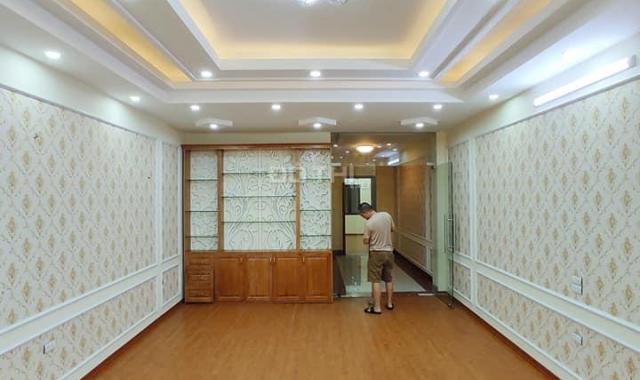 Bán nhà Nguyễn Văn Cừ - Long Biên - 40m2 - 5 tầng - giá 2.75 tỷ