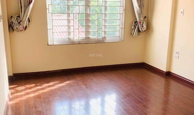 Bán nhà phố Tôn Đức Thắng, 38m2, 2 mặt thoáng, nhỉnh 2 tỷ