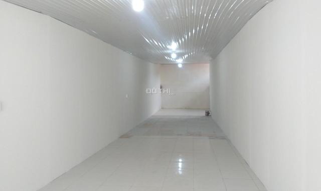 Cho thuê nhà kho 100 m2, 4triệu/tháng đường xe tải vào được có điện 3 fa ngay đường Quách Điêu