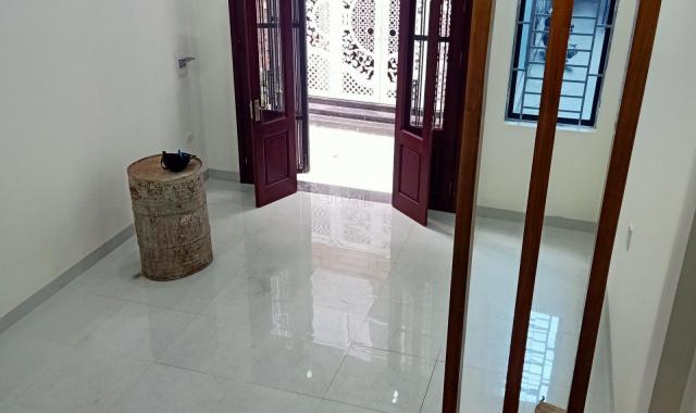 Về ở ngay chợ hoa Vạn Phúc, gần nhà hàng Mai Hương, phố Tố Hữu, 2.4 tỷ (33m2*4T*4PN), LH 0963286379