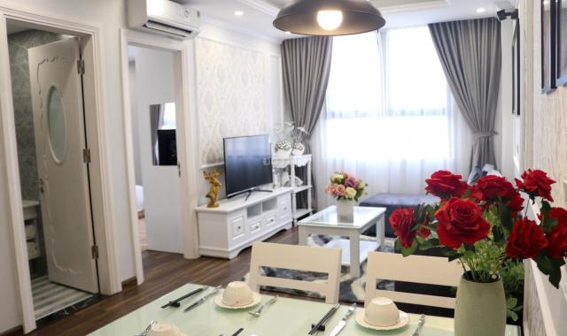 Căn 2 PN có ban công phòng khách view Vinhomes, Eco City Việt Hưng chỉ 2.05 tỷ, LH 0909860283