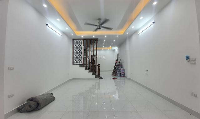 Bán nhà Kim Ngưu Yên Lạc, nhà mới, nội thất xịn ở ngay, 50m2, 6.35 tỷ. LH 0783468579