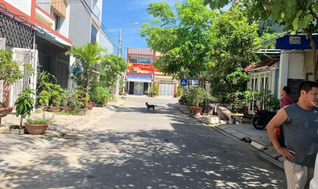 Bán lô đất duy nhất đường Bàu Năng 8, sát đường lớn Hoàng Thị Loan, gần trường học và bệnh viện lớn