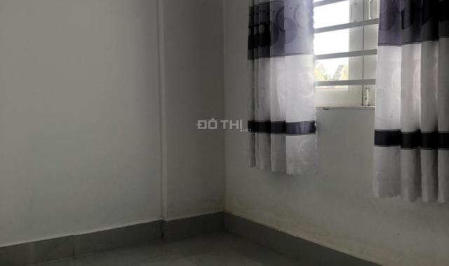 Bán nhà 4x10m, 2 lầu, 4PN, 3 toilet, quận Bình Tân