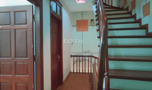 Bán nhà 66m2 x 5 tầng, mặt tiền 5.5m, phố Nguyễn Chí Thanh, gara ô tô, đường thông KD, nhà mới