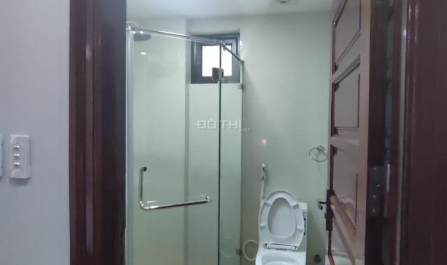 Bán nhà chia lô ngõ 107 Nguyễn Chí Thanh, Đống Đa 45 m2 x 5T lô góc giá 5 tỷ, LH 0904222012