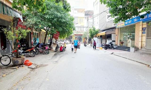 Bán nhà vị trí KD rất đẹp tại Trần Phú, HV An ninh ĐH Kiến Trúc, đường 12m vỉa hè 3m, mặt tiền 4m