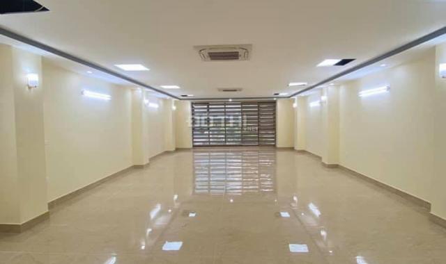 Cho thuê sàn Khuất Duy Tiến 90m2, 140m2 giá rẻ cuối năm, thông sàn, view kính