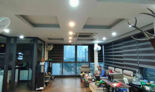 Bán tòa nhà văn phòng phố Nguyễn Hoàng, lô góc, 100m2 x 7T, 26 tỷ