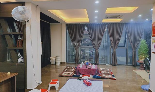 Bán tòa nhà văn phòng phố Nguyễn Hoàng, lô góc, 100m2 x 7T, 26 tỷ
