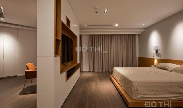 Cho thuê CHCC Mandarin Garden - Hoàng Minh Giám, 130m2, 2PN + 1, đủ đồ cao cấp, ban công hướng mát