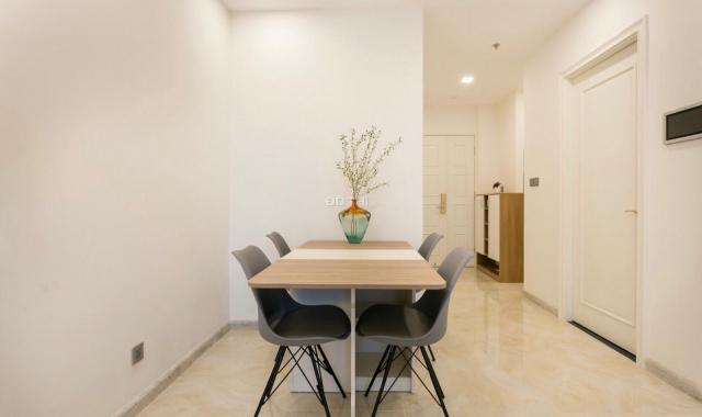 Chuyên cho thuê căn hộ Vinhomes Golden River 1,2,3,4 pn, giá tốt nhất thị trường. DT: 0938.897.832