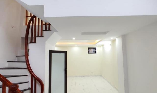 Bán nhà Tam Trinh 40m2, 4 tầng, kinh doanh, mặt tiền rộng, 3 tỷ