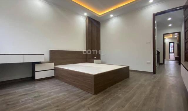 Bán nhà Khương Đình 60m2 gara ô tô gần hồ mới koong full nội thất chỉ 6.4 tỷ