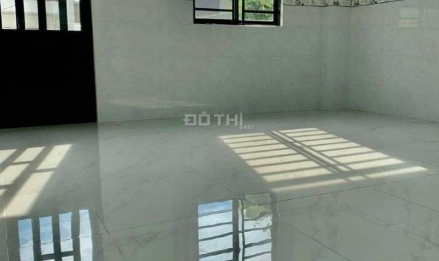 Nhà ngay chợ Bà Hom, 4x10m, 2 tầng, 2 tỷ 030 triệu