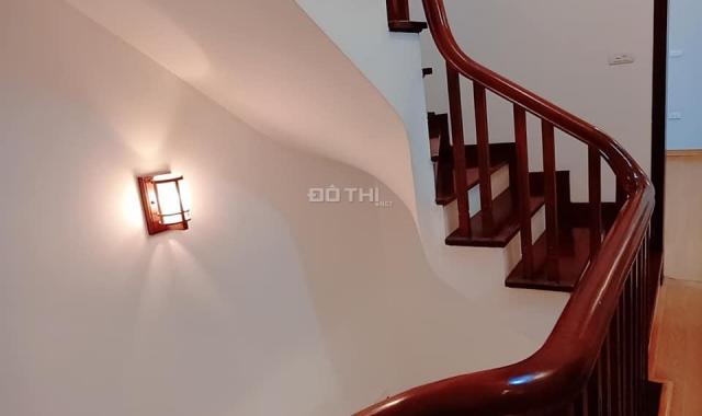 Gara ô tô, ngõ thông, nhà 55m2, 5 tầng, đường Nguyễn Đức Cảnh - Hoàng Mai