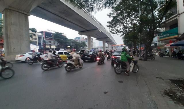 Cho thuê nhà phố Hồ Tùng Mậu 100m2 xây 3 tầng, mặt tiền 10m, thông sàn, vỉa hè rộng nhất phố
