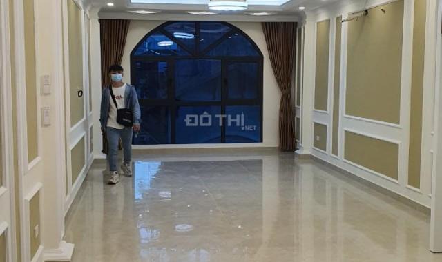 Bán nhà mặt phố Nguyễn Khả Trạc, Mai Dịch kinh doanh sầm uất. Giá 15.7 tỷ 7 tầng