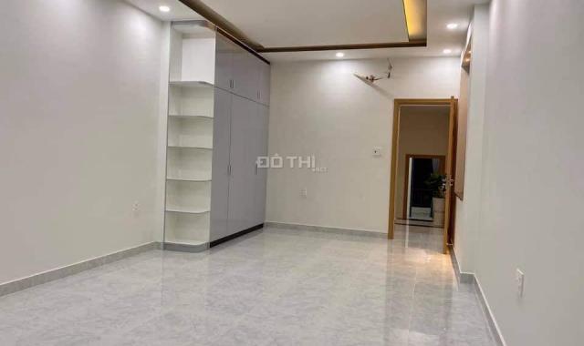 SHR MT xe tải TP TĐ, Linh Trung, giá 8 tỷ