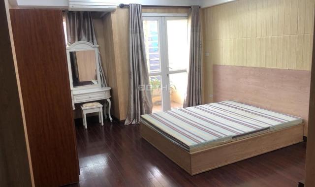 Cần cho thuê nhà phố Tư Đình, Thạch Bàn, 60m2/ sàn, giá: 13 triệu/ tháng. LH: 0984.373.362