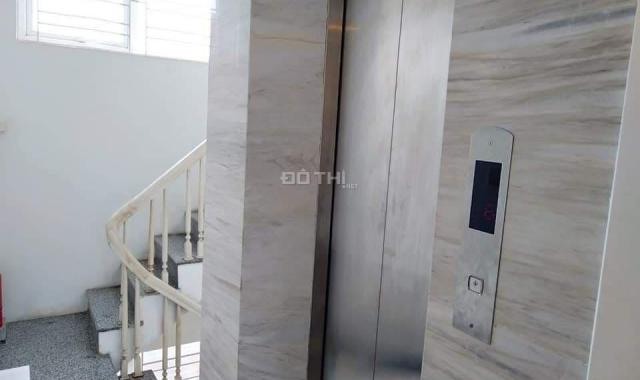 Bán nhà: Đào Tấn 53m2, 7 tầng thang máy MT 5.6 m. Giá 15.5 tỷ