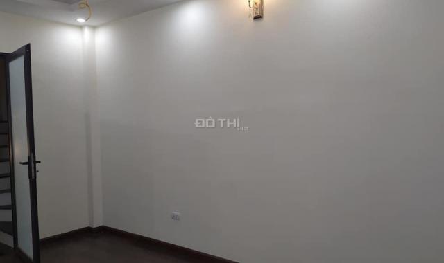 Nhà đẹp 141 Trương Định, 30m2 x 5 tầng, 2.68 tỷ