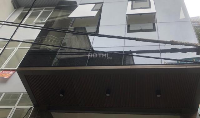 Chính chủ bán nhà phố Hoàng Quốc Việt, Nghĩa Tân DT 65m2, MT 5m, 7T giá 12.5 tỷ