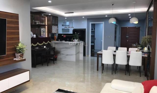 Cho thuê CC Đất Phương Nam, 110m2 lầu 10 view đẹp giá full nội thất 12 tr/th gọi ngay 0936053821