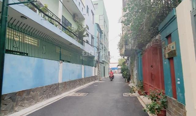Nhà khu vip hẻm 6m Cách Mạng, Tân Phú, 4mx18m, 2 tầng, 3 PN, 0932678040