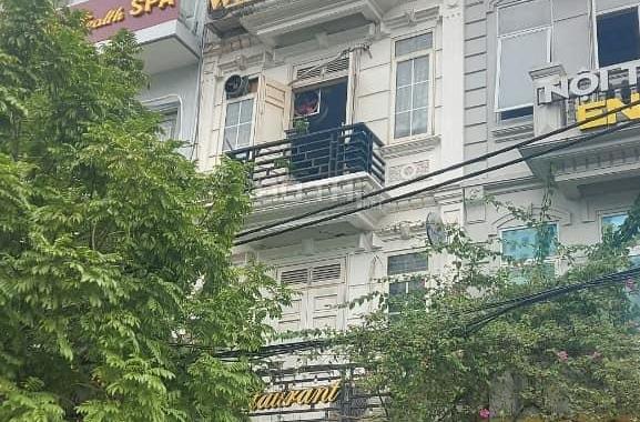 Bán nhà 1 mặt phố 1 mặt ngõ Trần Quốc Hoàn, 5 tầng, giá 18 tỷ