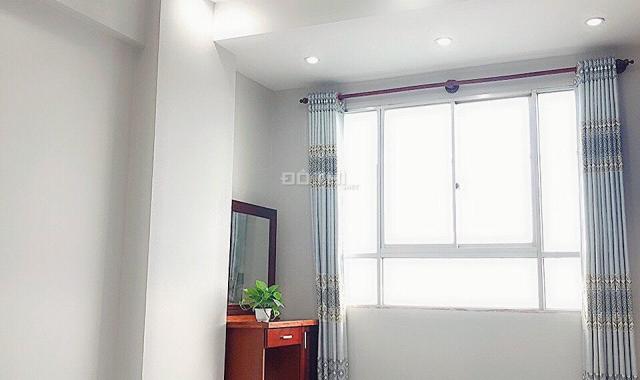 Căn hộ 2PN 66,8m2 chung cư Bông Sao P5 Q8 SHR tặng nội thất 2,29 tỷ gần chợ Nhị Thiên Đường