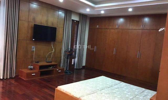 Cho thuê biệt thự full nội thất cao cấp KĐT Việt Hưng, Long Biên. 25 triệu/ tháng, 200m2
