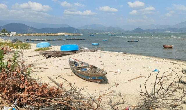 Mặt biển Cam Lập Nha Trang 0902095432