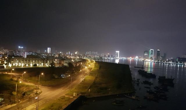 Bán nhà ven sông Hàn view ngắm pháo hoa DTSD 495 m2 giá chỉ 10.4 tỷ