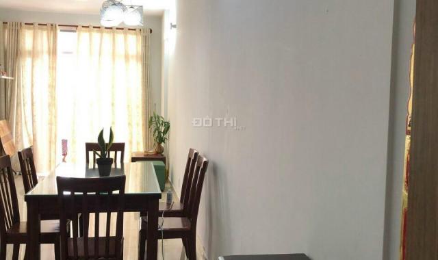 Cần cho thuê căn hộ CC Luxcity Huỳnh Tấn Phát, Q7, DT 74m2, 2 phòng ngủ. Giá 10 triệu/th