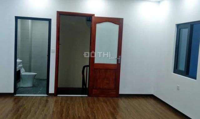 Bán nhà đẹp 37m2 ôtô nhỏ đỗ cửa phố Hoàng Hoa Thám