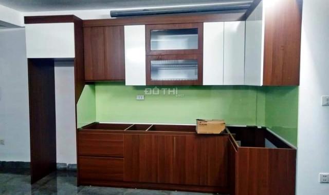 Bán nhà đẹp 37m2 ôtô nhỏ đỗ cửa phố Hoàng Hoa Thám