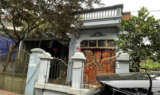 Bán nhà giá chưa đến 1 tỷ tại xã Kim Sơn ngay cổng trường Biên Phòng DT 137,8m2 MT 8m