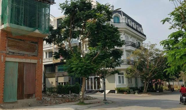 Bán đất tại đường Hoàng Quốc Việt, Phường Phú Mỹ, Quận 7, Hồ Chí Minh sổ hồng riêng xây dựng tự do
