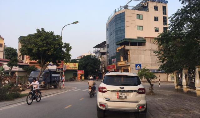 Cần tiền đầu tư bán nhanh nhà 58,8m mặt đường Ngô Xuân Quảng SĐCC