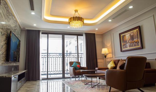 Siêu phẩm căn hộ D'. Le Roi Soleil, tầng 18, DT 146m2, 3PN, full nội thất, giá 11 tỷ