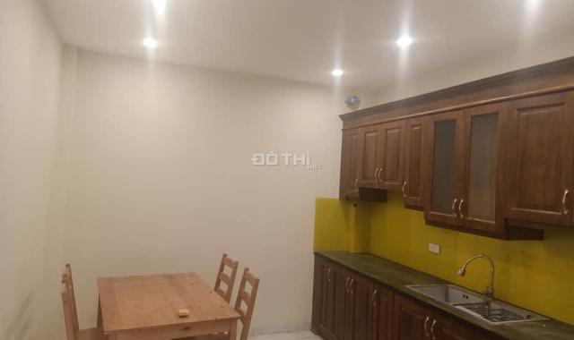 Nhà 3T mới đẹp, xây độc lập, full đồ, 36m2, Thượng Cát, P Thượng Thanh, cách đường ô tô tránh 5m