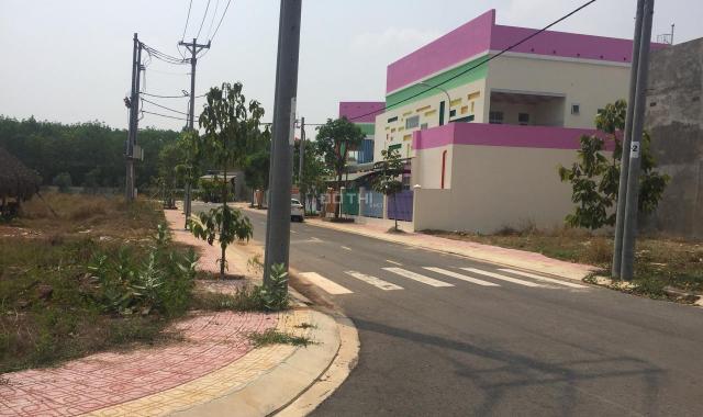 Chú sáu bán 660m2 đất nằm trong KĐT sát Làng Đại Học Việt Đức dự định mở cafe, CC, SHR, TC, 3 tỷ